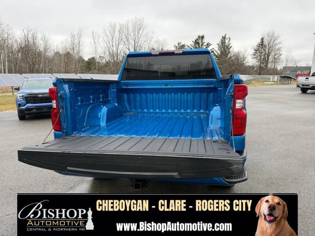 Pre-Owned 2023 Chevrolet Silverado 1500 Custom Crew Cab image 33