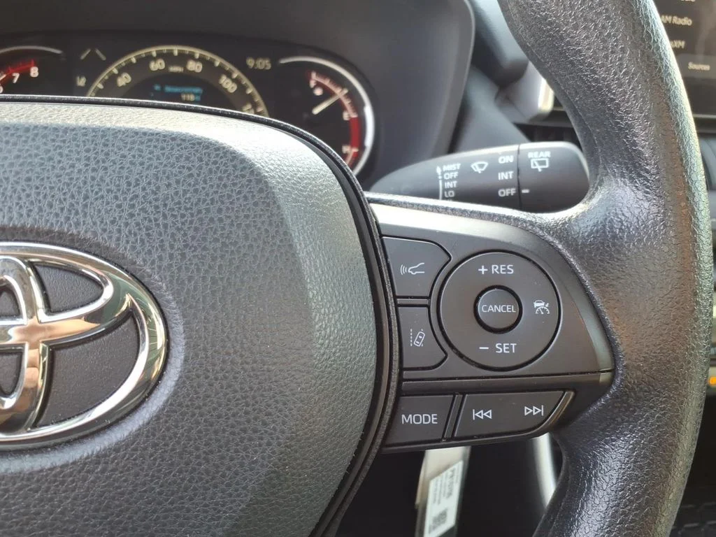 Used 2025 Silver Toyota LE image 14
