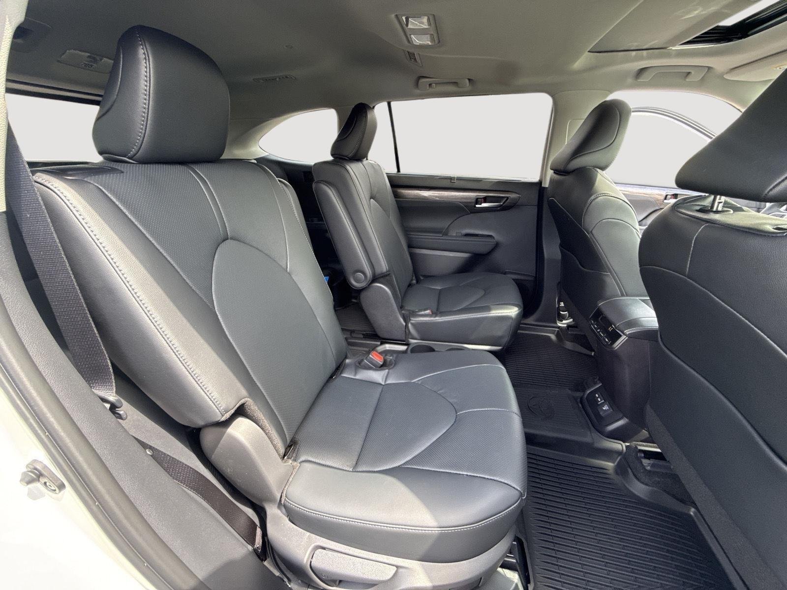 Certified Used 2026 Wind Chill Pearl Toyota Limited image 5