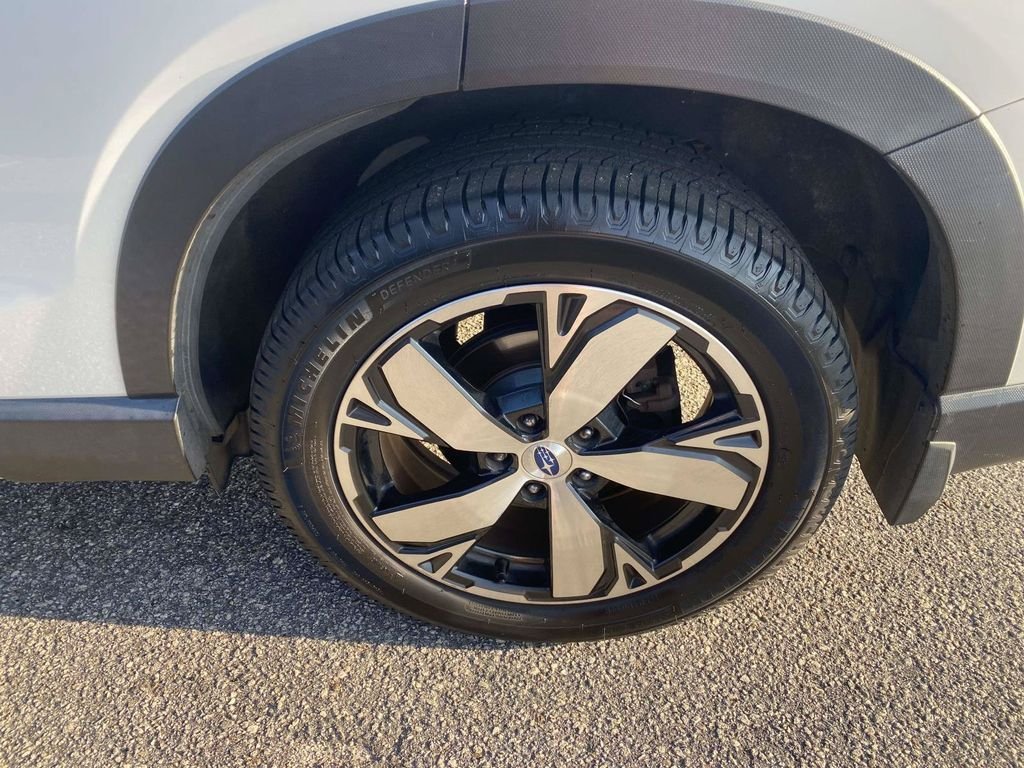Used 2021 Crystal White Pearl Subaru Touring image 3