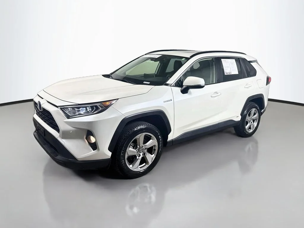 Certified Used 2021 Blizzard Pearl Toyota Hybrid XLE Premium image 3