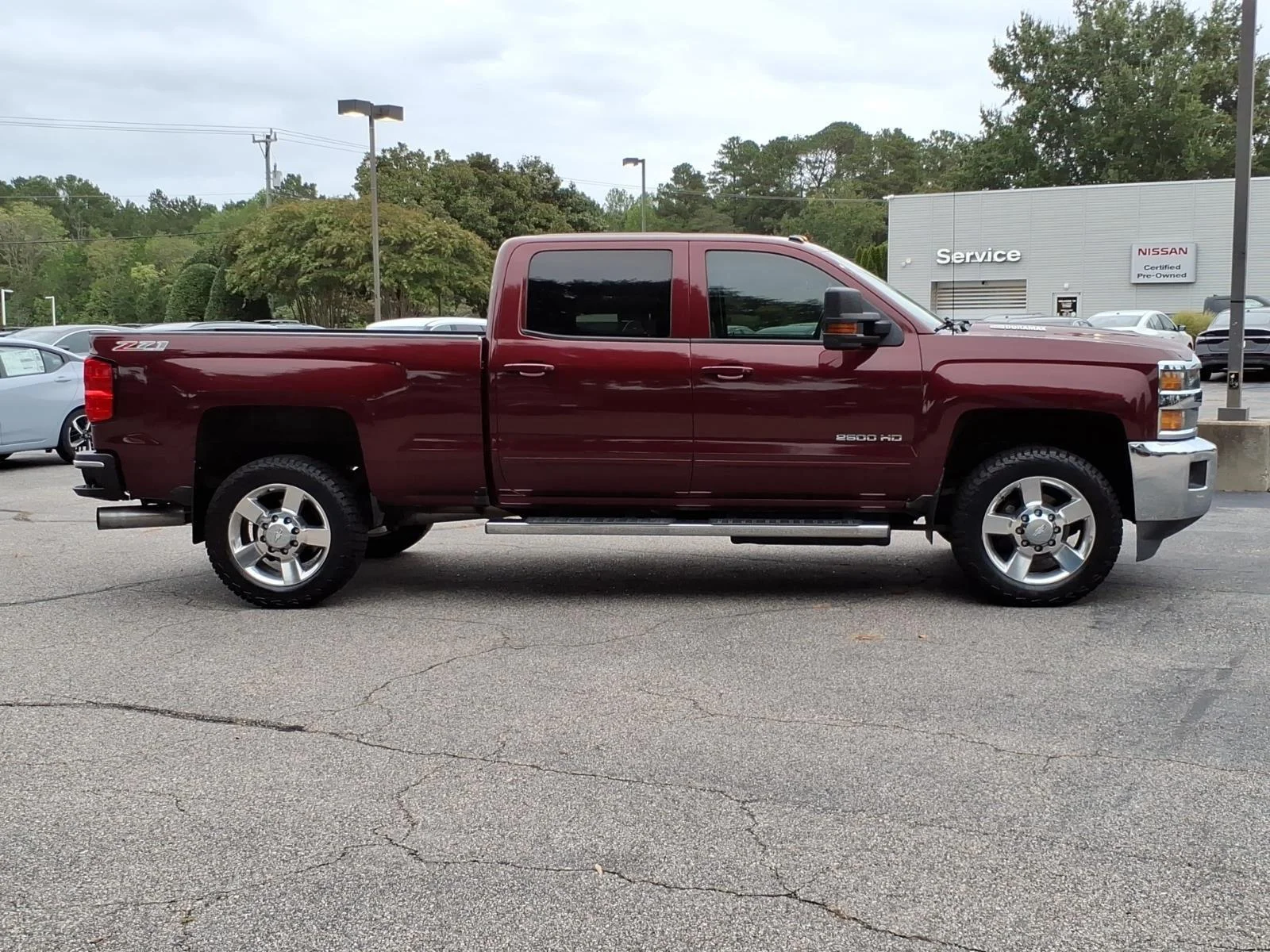 Used 2016 Butte Red Metallic Chevrolet LT image 7