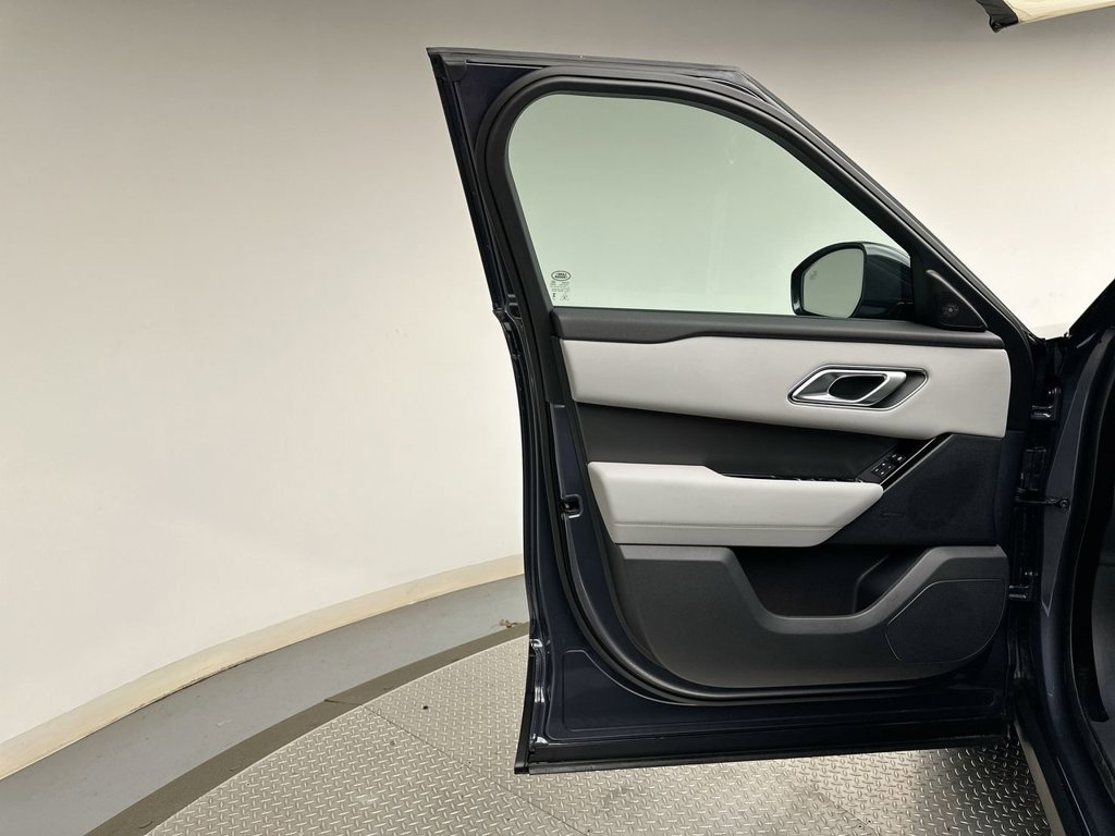 New 2026 Varesine Blue Land Rover S image 9