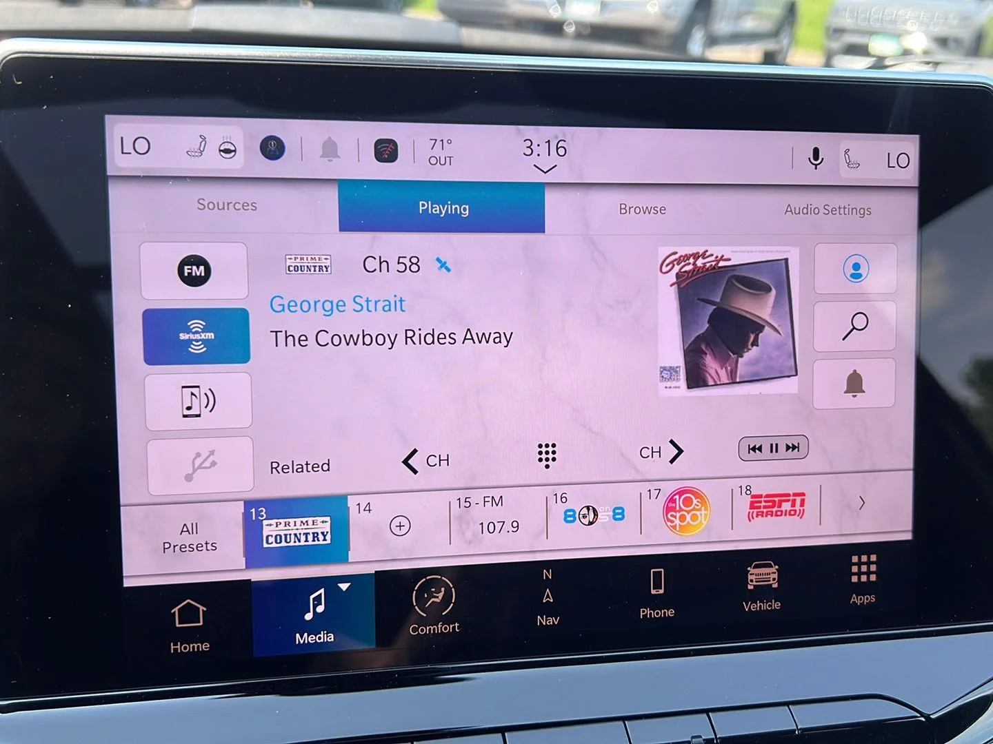 2025 Jeep Compass Limited - Photo 16