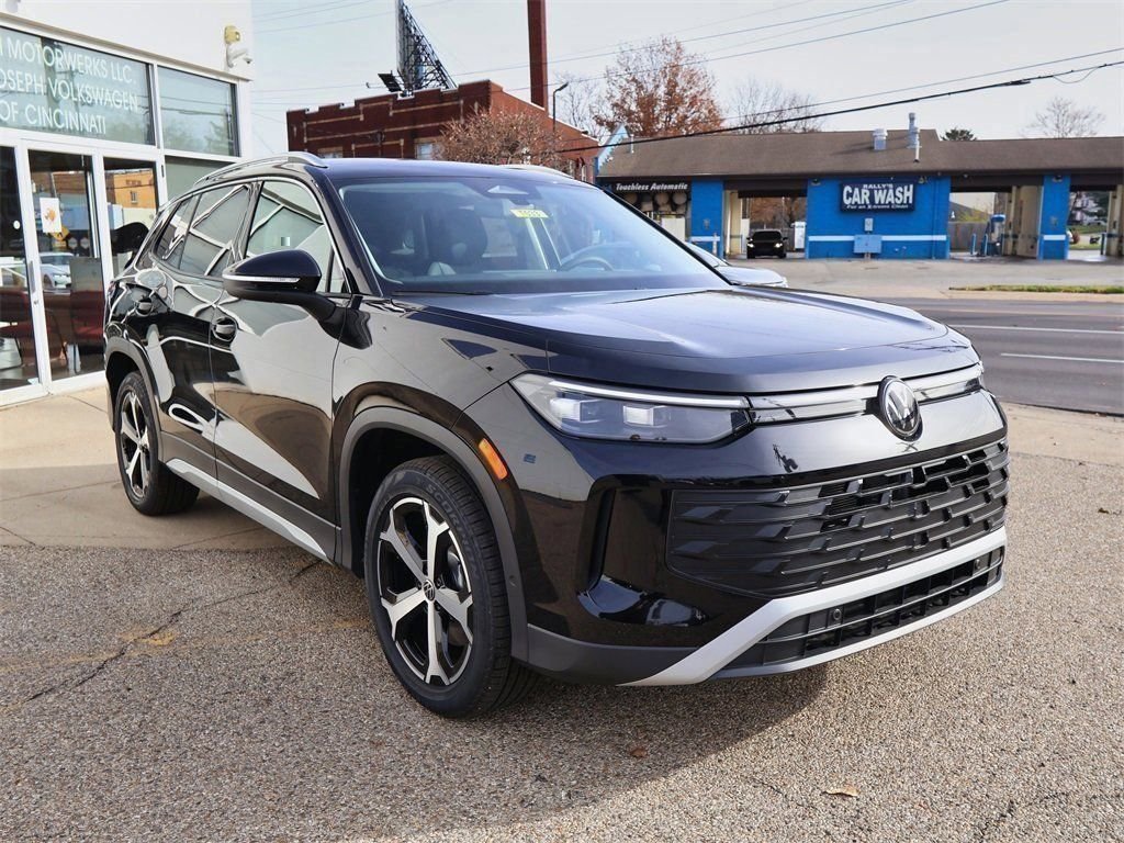 New 2026 Black Volkswagen 2.0T SE image 7