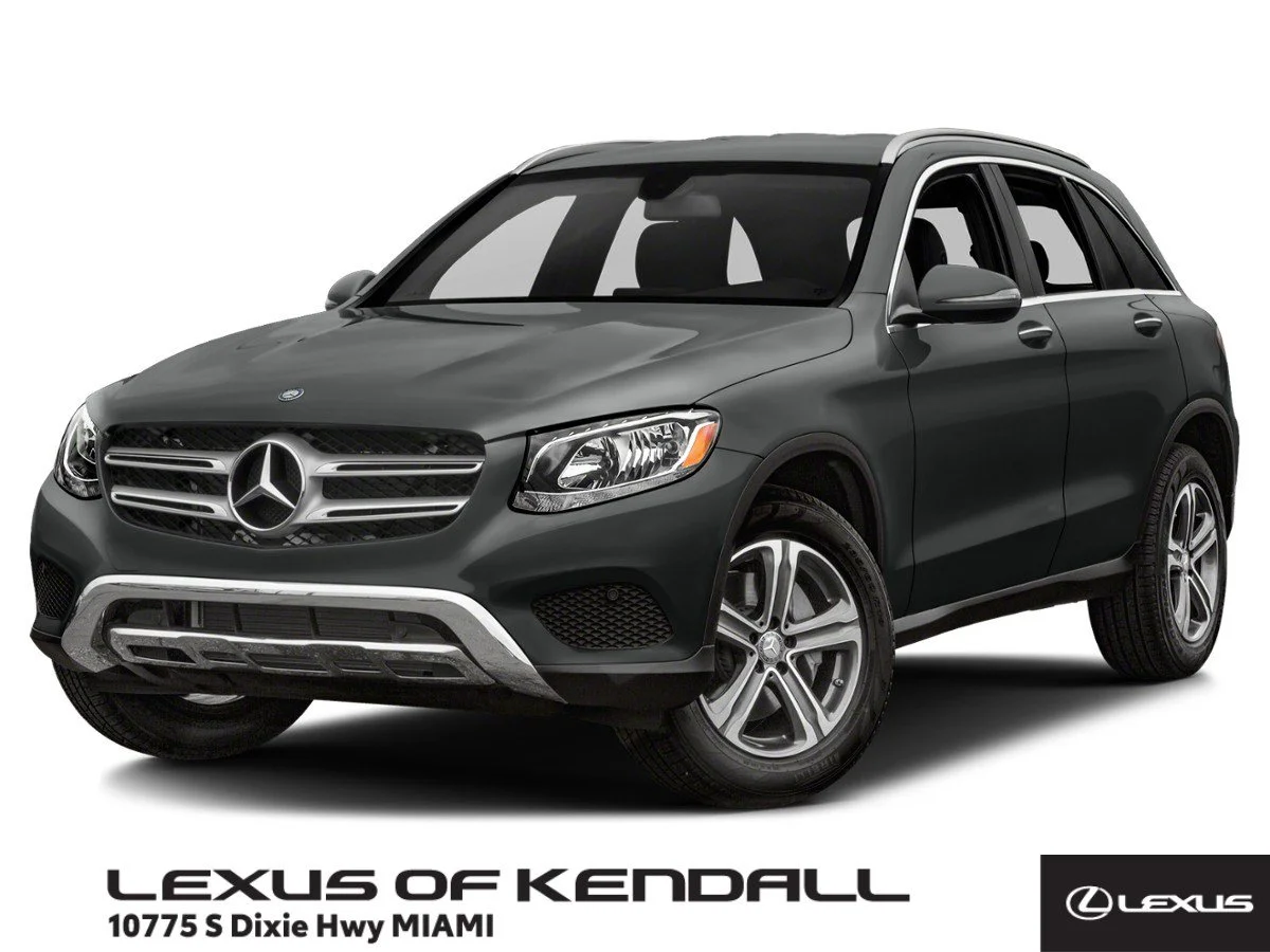 2016 Mercedes-Benz GLC GLC300's photo