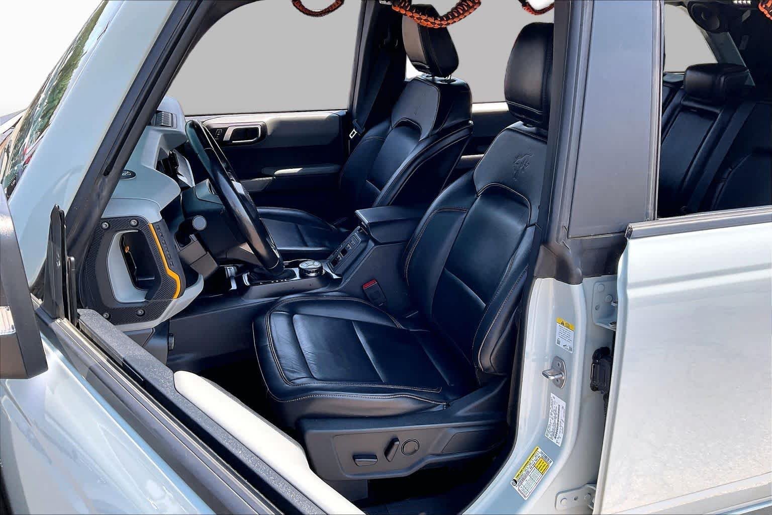 Used 2023 Cactus Gray Ford Badlands image 8