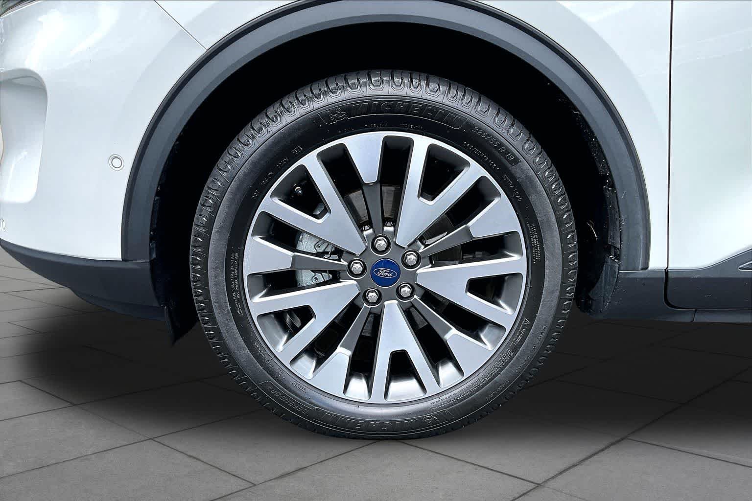 Used 2020 Star White Metallic Tri-Coat Ford Titanium Hybrid image 11