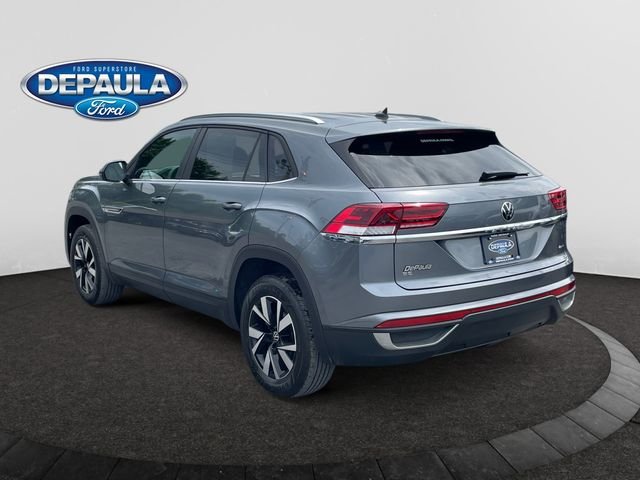 Used 2023 Gray Volkswagen 2.0T SE image 4