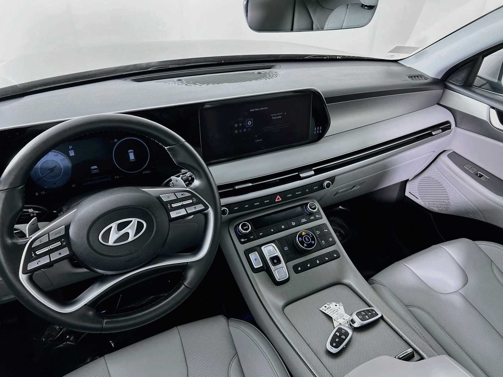 Used 2024 Typhoon Silver Hyundai SEL 7P image 25