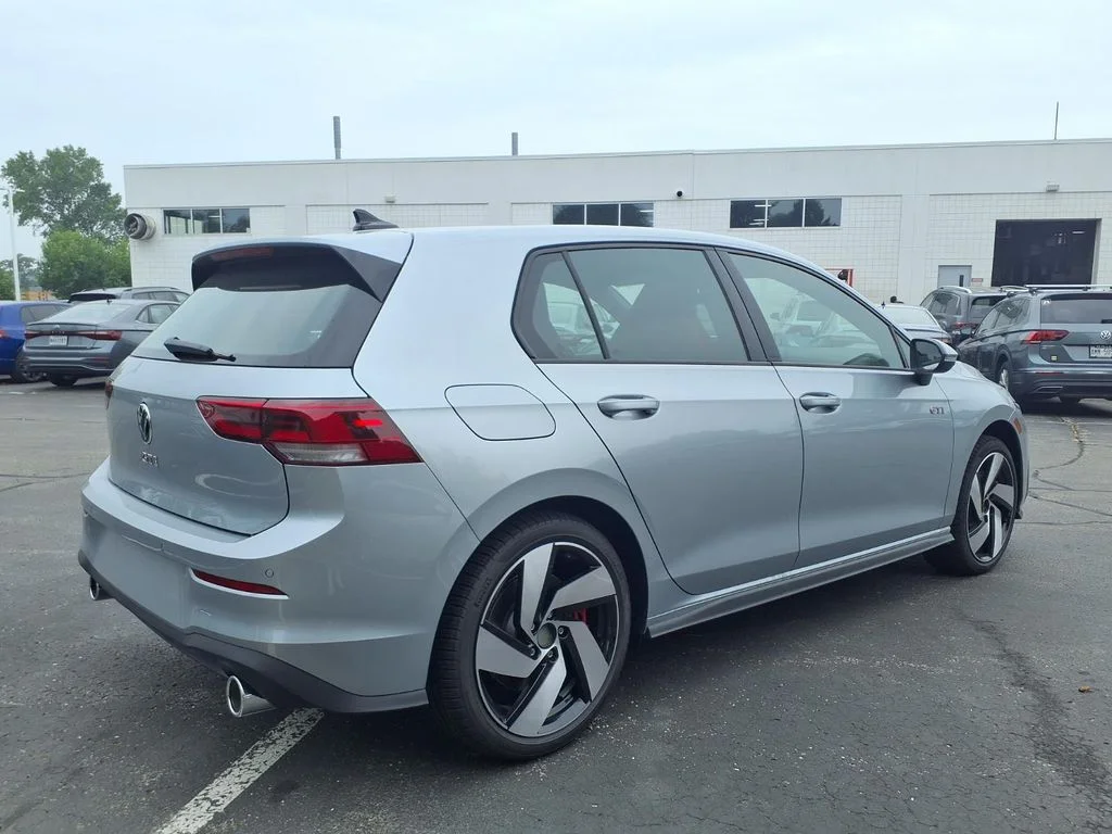New 2026 Alpine Silver Metallic Volkswagen S image 2