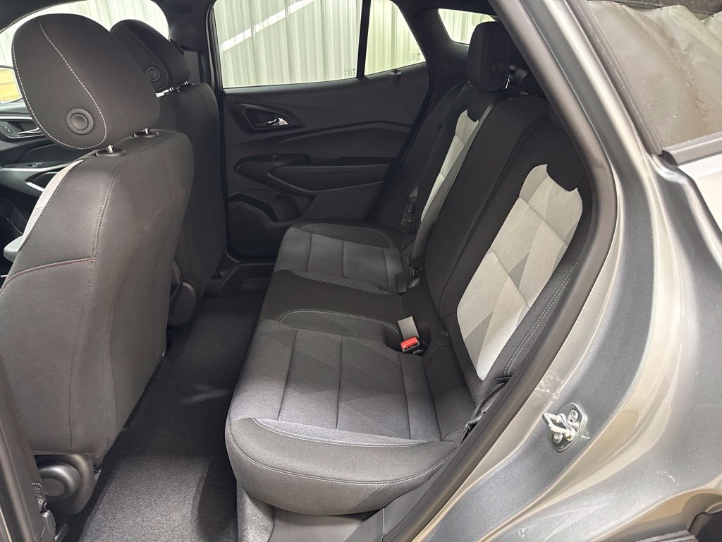 New 2026 Sterling Gray Metallic Chevrolet 1RS image 30