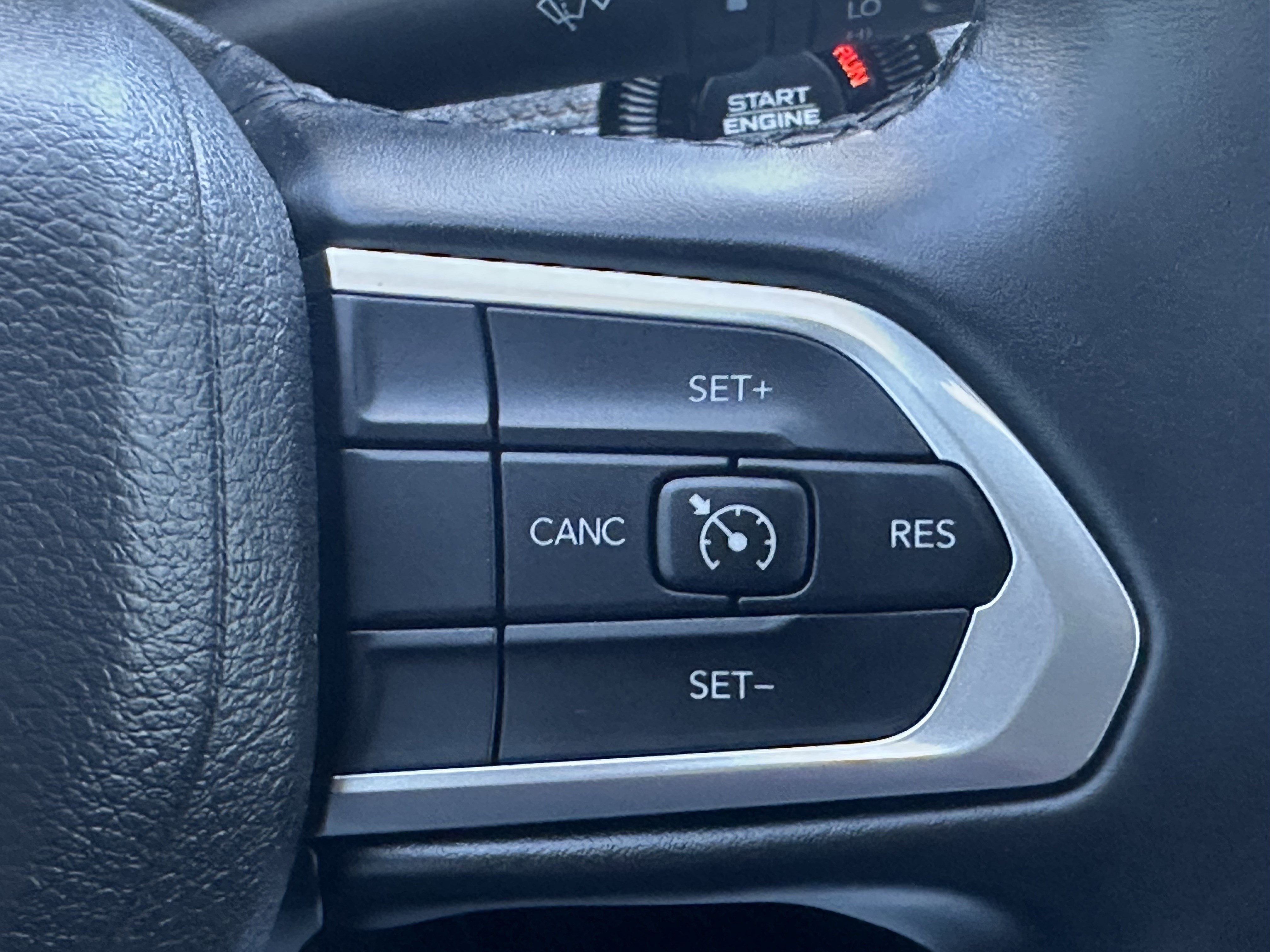 Used 2022 Bright White Clearcoat Jeep Latitude Lux image 24