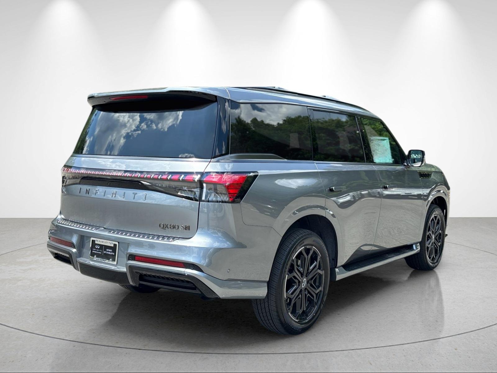 New 2027 DYNAMIC METAL INFINITI Sport 4WD image 5