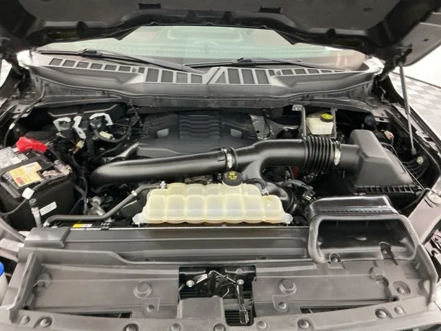 Used 2022 Black Ford Lariat image 29