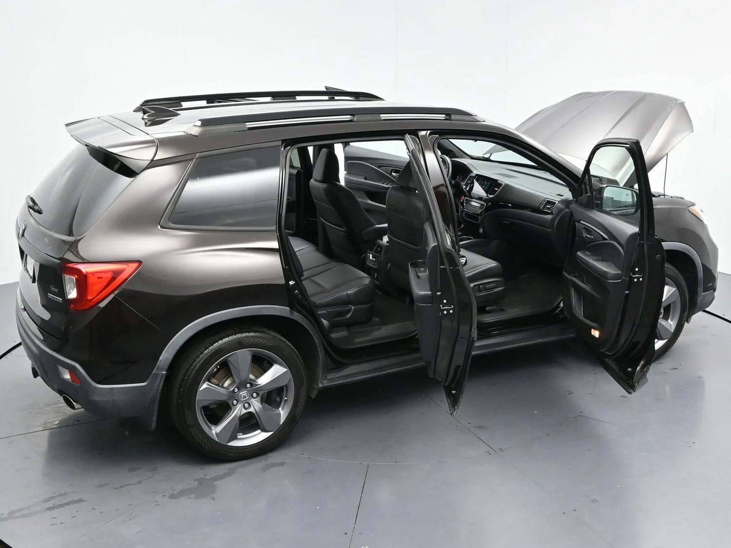 Used 2020 Black Copper Pearl Honda Touring image 41