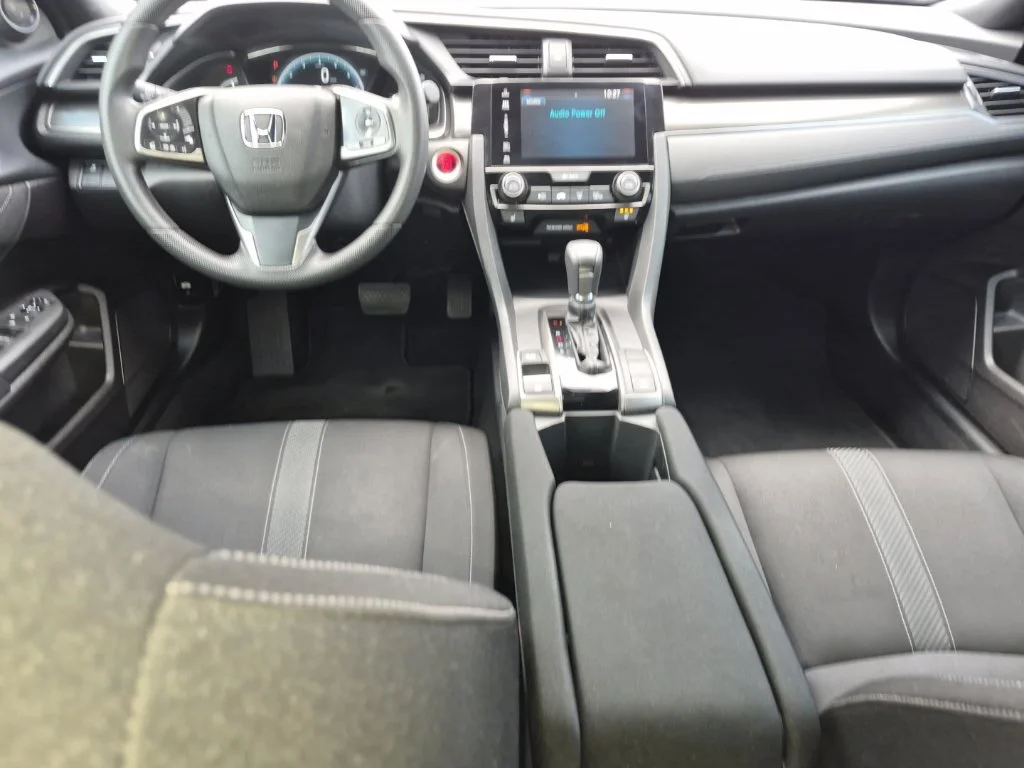 Used 2018 Silver Honda EX image 31