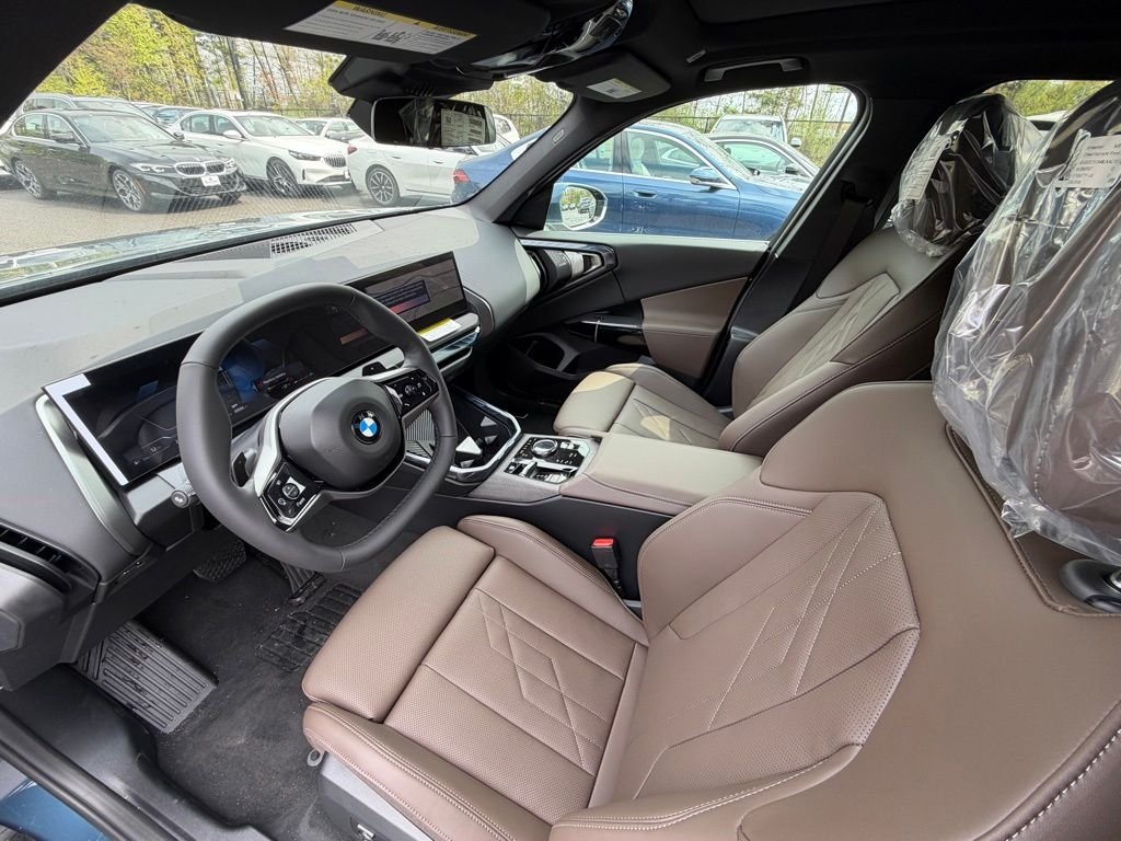 New 2026 Arctic Race Blue metallic BMW 30 xDrive image 5