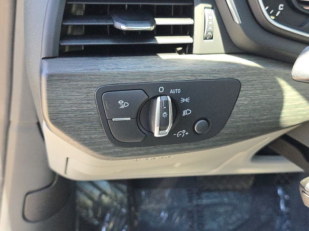 Used 2018 Gray Audi 2.0T Premium Plus image 32