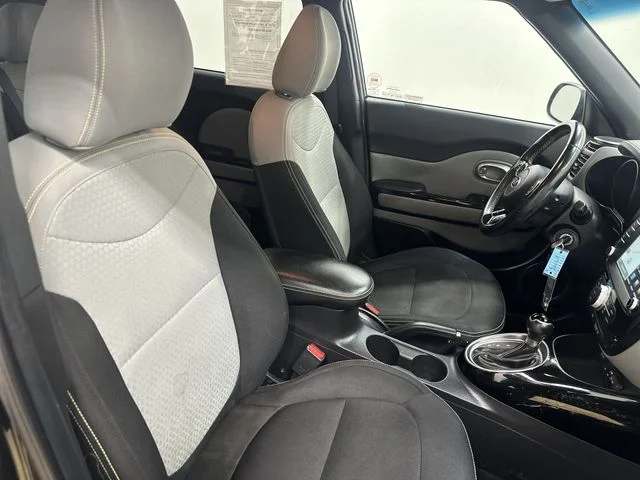 Used 2016 Black Kia Plus image 26