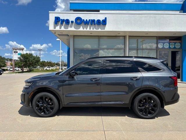 Used 2021 Gravity Gray Kia SX image 8