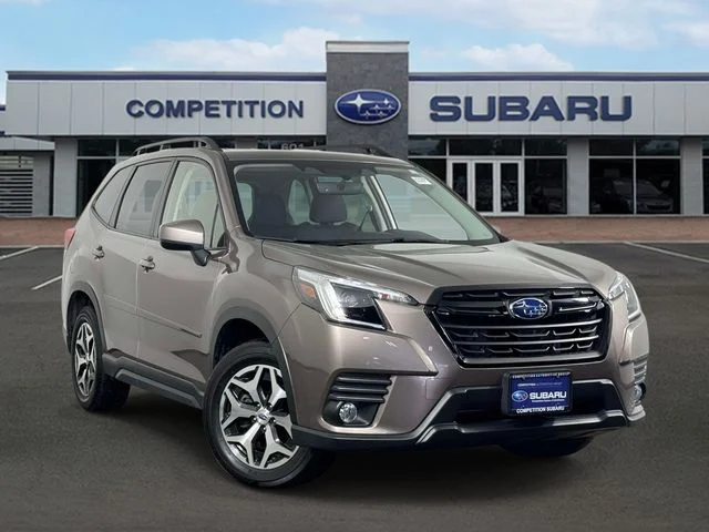 2023 Subaru Forester Premium's photo