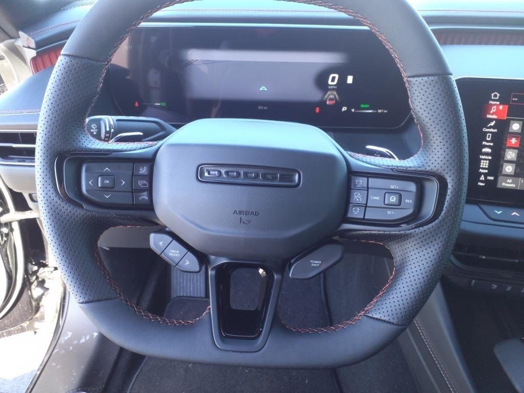 New 2025 Diamond Black Crystal Pearlcoat Dodge Scat Pack image 16