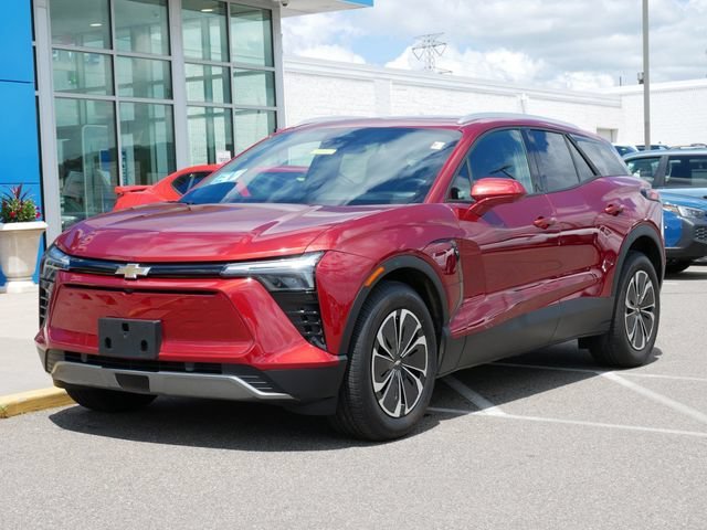 Used 2024 Chevrolet Blazer EV LT with VIN 3GNKDBRJ5RS228772 for sale in Roseville, Minnesota