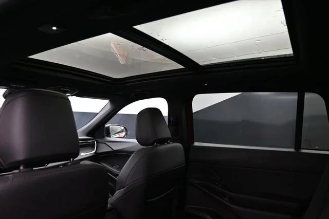 2026 Jeep Cherokee Overland - Photo 31