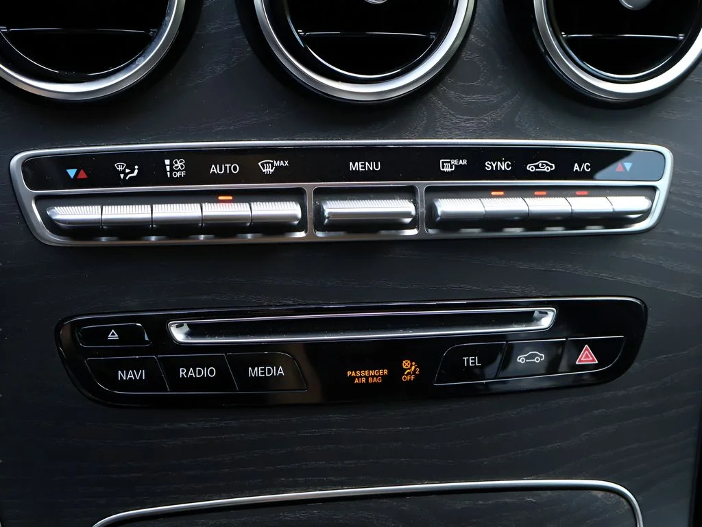 Used 2019 Black Mercedes-Benz GLC 300 image 22