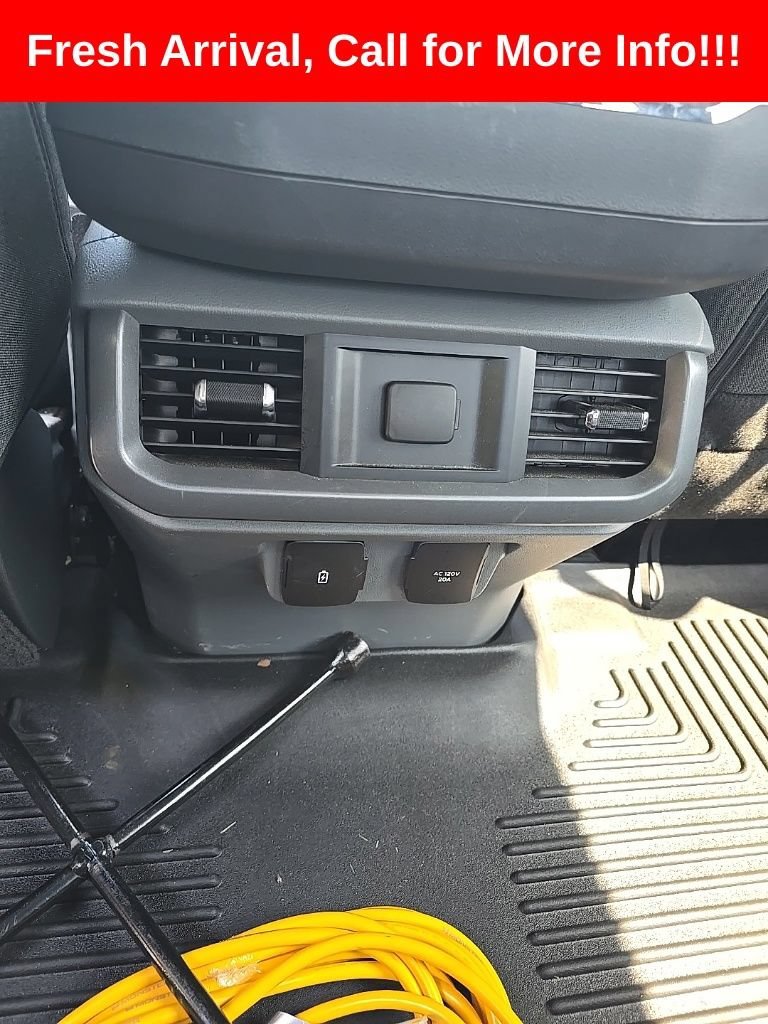 Used 2022 Gray Ford XLT image 22