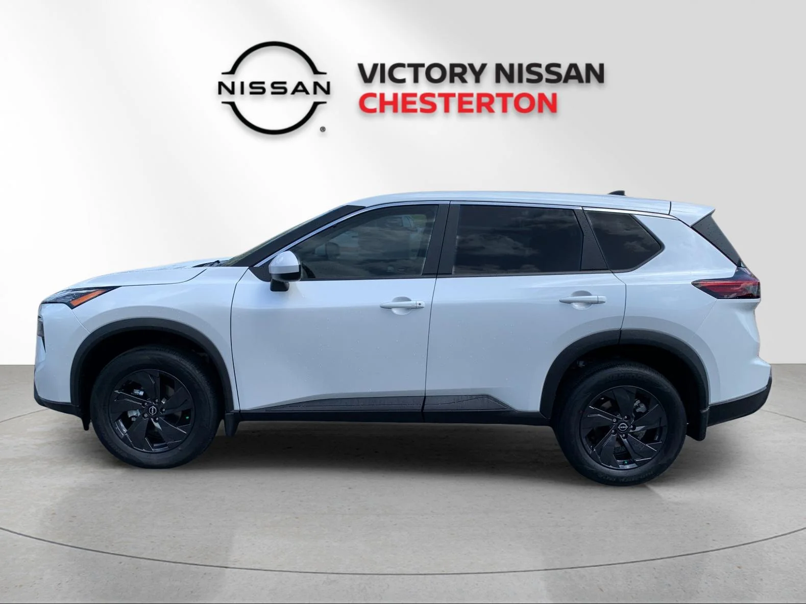 New 2026 Everest White Pearl TriCoat Nissan SV image 2