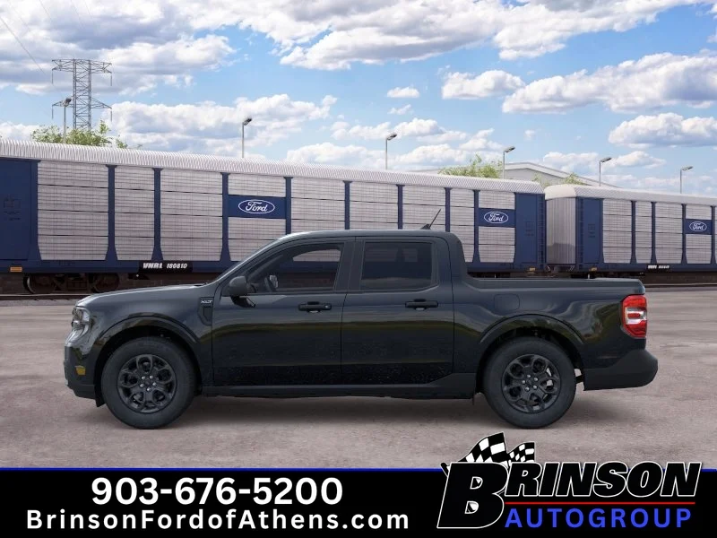 New 2026 Shadow Black Ford XLT image 3