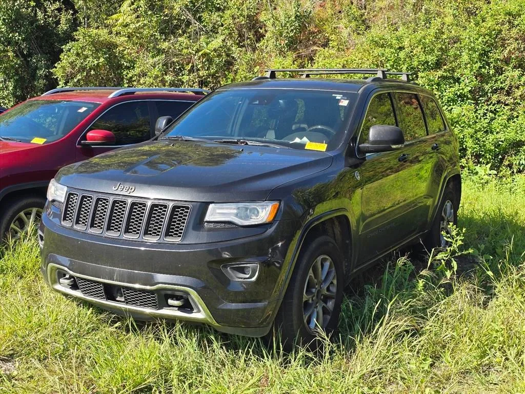 Used 2016 Black Jeep Overland image 2