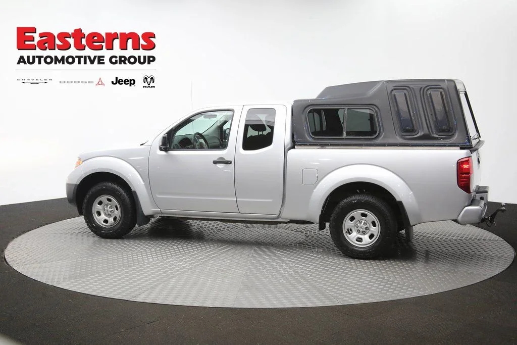 Used 2019 Silver Nissan S image 62