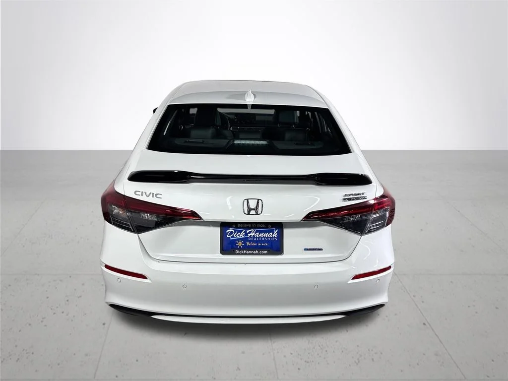 Used 2025  Honda Sport image 7