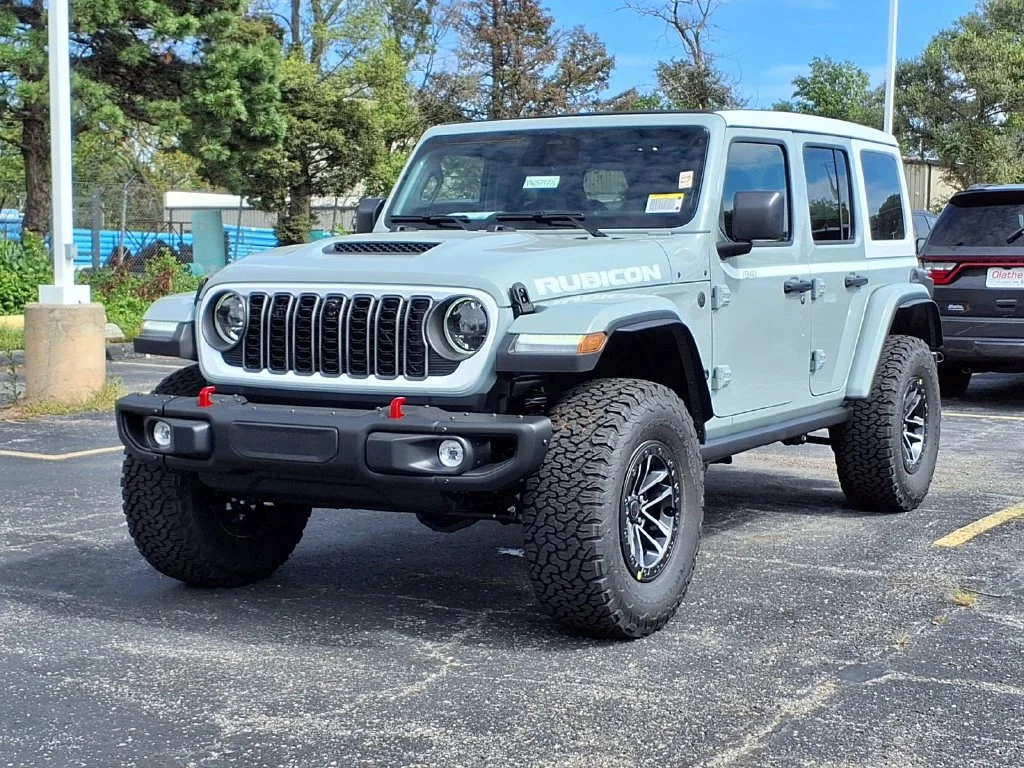 New 2027 Earl Clearcoat Jeep Rubicon X image 2