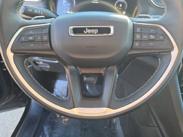 Certified Used 2024 Diamond Black Crystal Pearlcoat Jeep Altitude X image 39