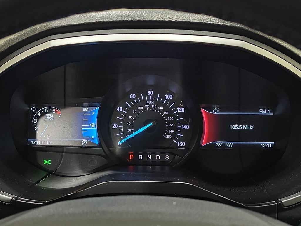 Used 2019 Silver Ford SEL image 20