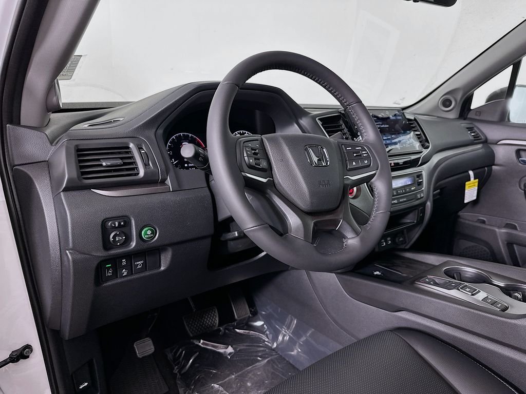 New 2026 Platinum White Pearl Honda RTL image 9