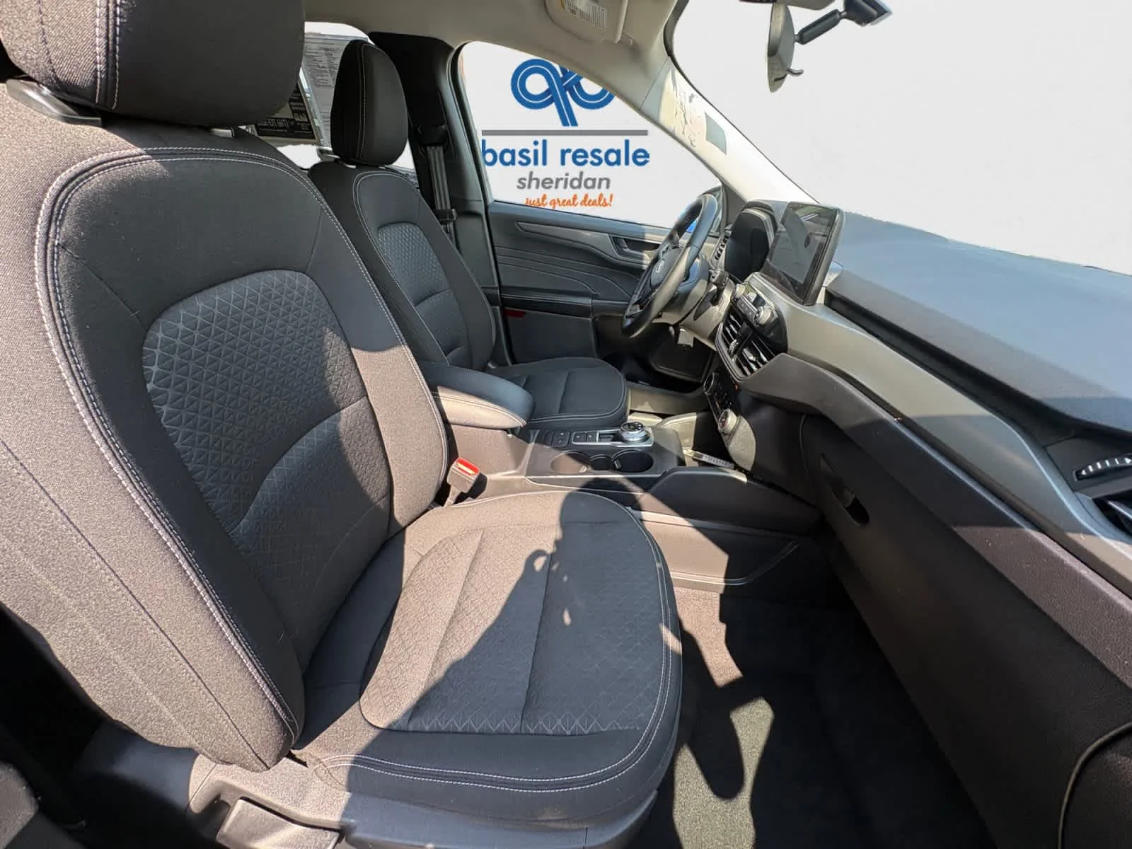 Used 2025 Space Silver Ford Active image 21