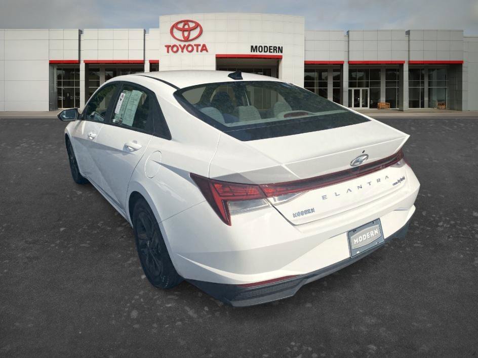 Used 2023 Lunar White Hyundai Blue image 6
