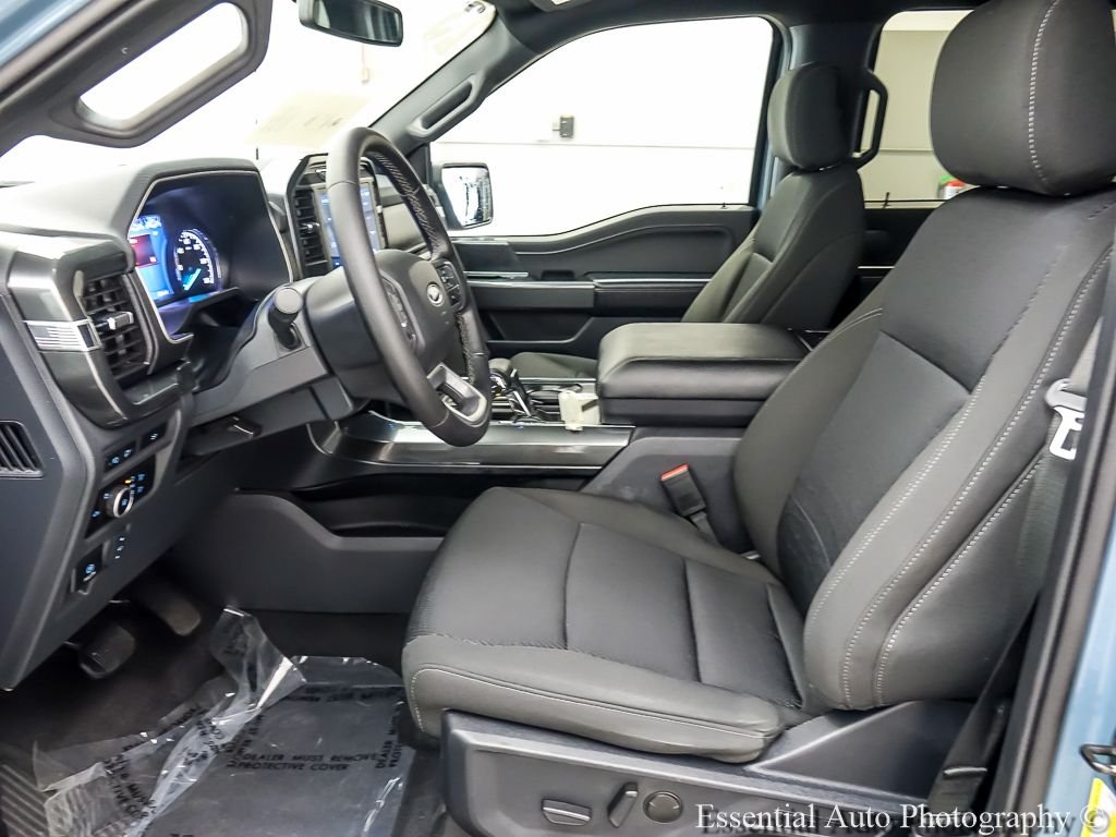 Used 2023 Blue Ford XLT image 9
