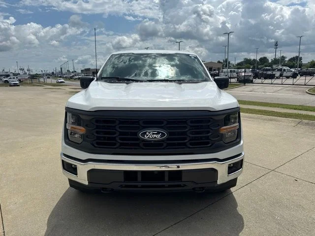 New 2026 Oxford White Ford XL image 12