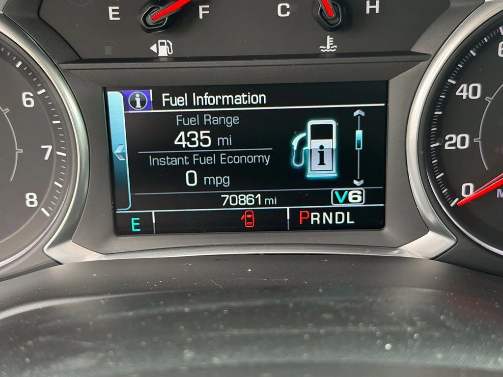 Used 2018 BLUE STEEL METALLIC GMC SLT image 25