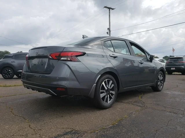 2025 Nissan Versa Sedan SV - Photo 6