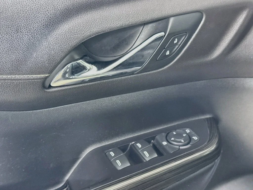 Used 2019 Smokey Quartz Metallic GMC SLT-1 image 21