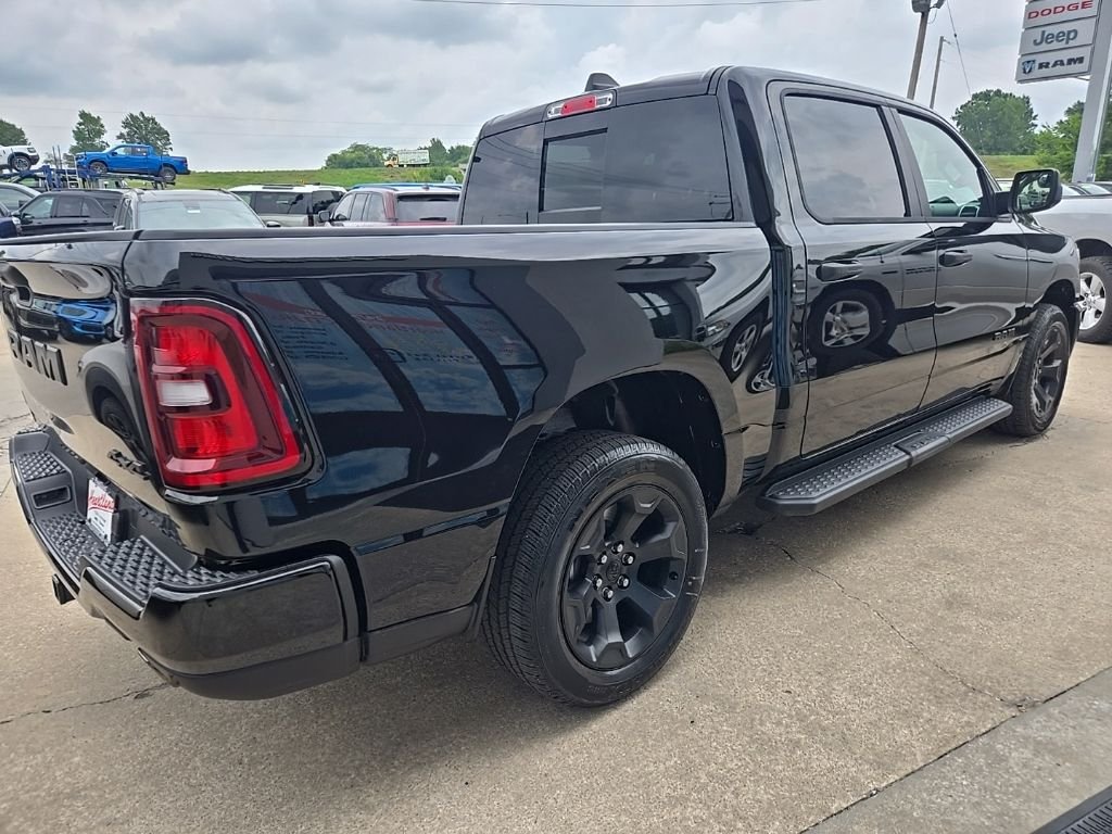 New 2026 Diamond Black Crystal Pearlcoat RAM Express image 12