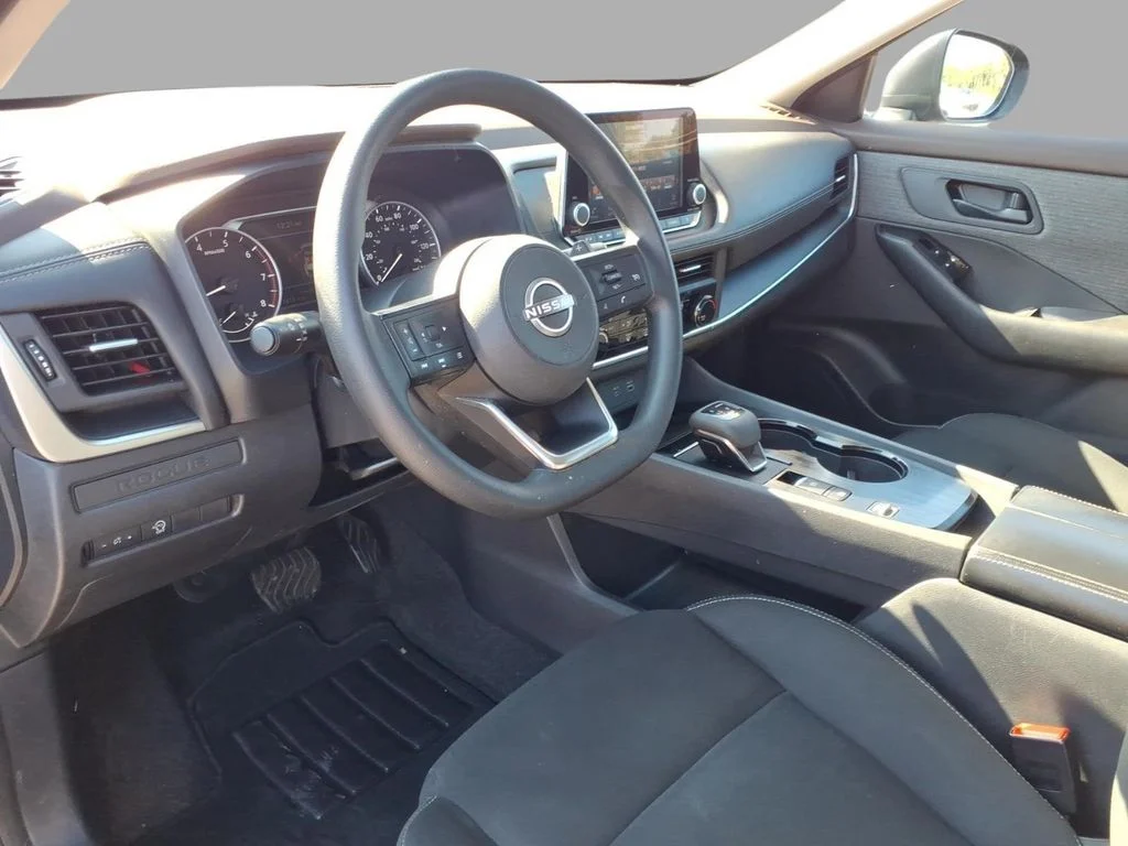 Used 2023 Black Nissan S image 18