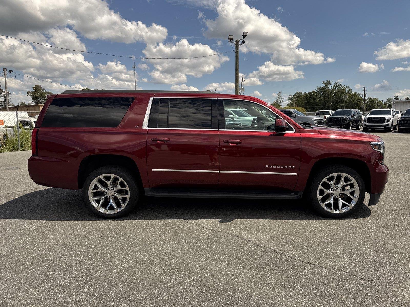 Used 2020 SIREN RED TINTCOAT Chevrolet LT image 3